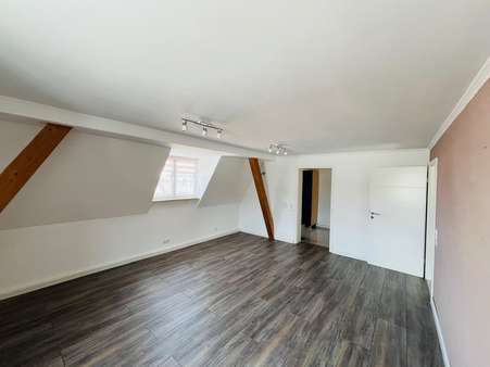 Wohn/Esszimmer Wohn/Esszimmer - Etagenwohnung in 71126 Gäufelden mit 61m² kaufen