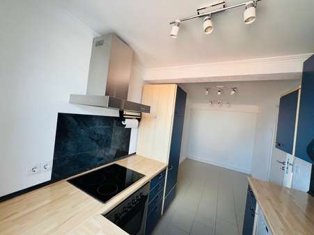 Küche mit Essecke Küche mit Essecke - Etagenwohnung in 71126 Gäufelden mit 61m² kaufen