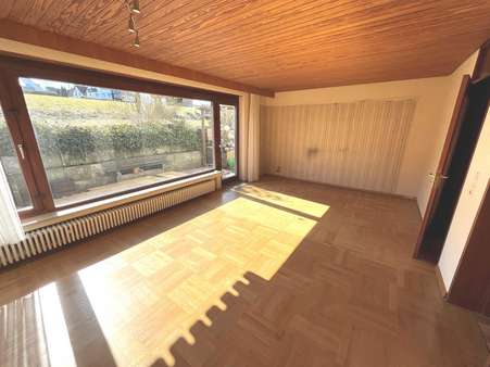 Wohnzimmer EG - Doppelhaushälfte in 71272 Renningen mit 125m² kaufen