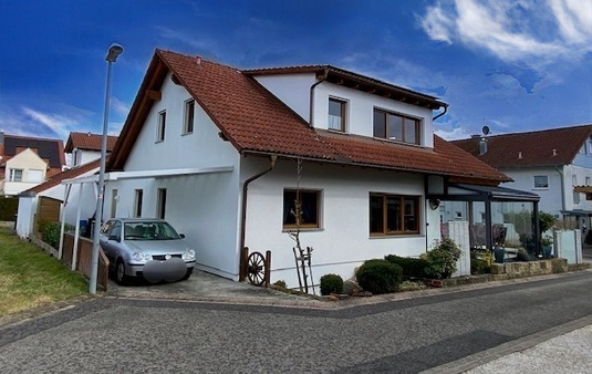 Seitenansicht Seitenansicht - Einfamilienhaus in 71116 Gärtringen mit 180m² kaufen