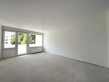 Kernsanierte 3,5-Zimmer Wohnung am Südbahnhof !!!