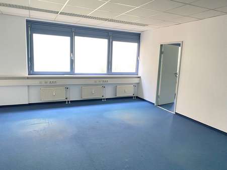 Büro - Büro in 71229 Leonberg mit 635m² mieten