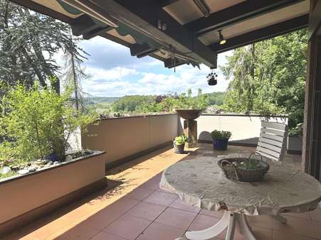 Balkon - Einfamilienhaus in 71134 Aidlingen mit 404m² kaufen