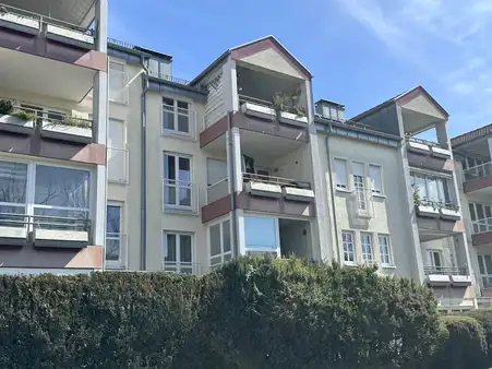 Vermietete 2-Zimmer-Wohnung mit Tiefgaragenbox in guter Lage von Böblingen