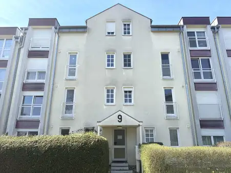 Vermietete 2-Zimmer-Wohnung mit Tiefgaragenbox in guter Lage von Böblingen