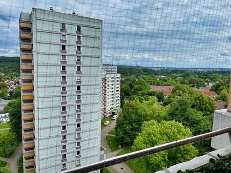 Blick vom Balkon Blick vom Balkon - Etagenwohnung in 71067 Sindelfingen mit 107m² als Kapitalanlage kaufen