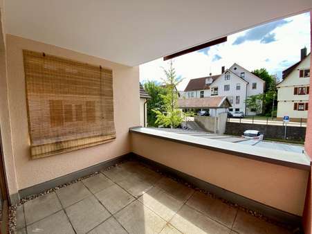Balkon - Erdgeschosswohnung in 71088 Holzgerlingen mit 59m² kaufen