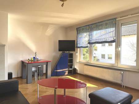 Wohnzimmer EG - Zweifamilienhaus in 71067 Sindelfingen mit 128m² kaufen