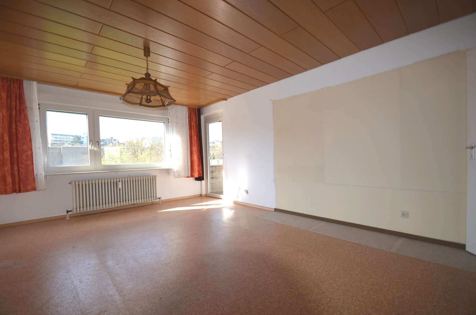 Wohnzimmer - Etagenwohnung in 71034 Böblingen mit 90m² kaufen