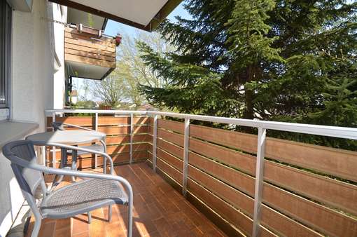 Balkon mit Blick ins Grüne - Etagenwohnung in 71229 Leonberg mit 58m² kaufen