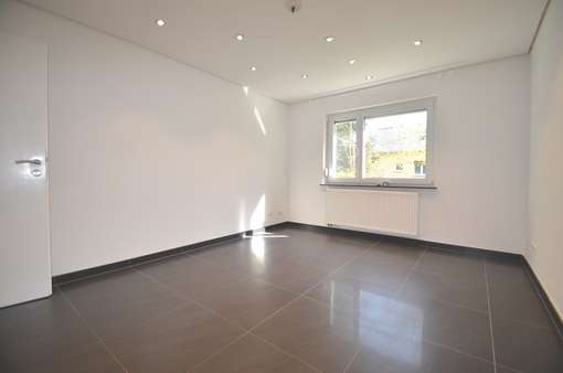 Schlafzimmer - Etagenwohnung in 71229 Leonberg mit 58m² kaufen