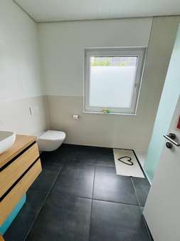 Bad Bad - Etagenwohnung in 71083 Herrenberg mit 112m² kaufen