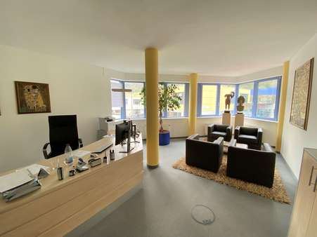 Einzelbüro - Büro in 71229 Leonberg mit 335m² mieten