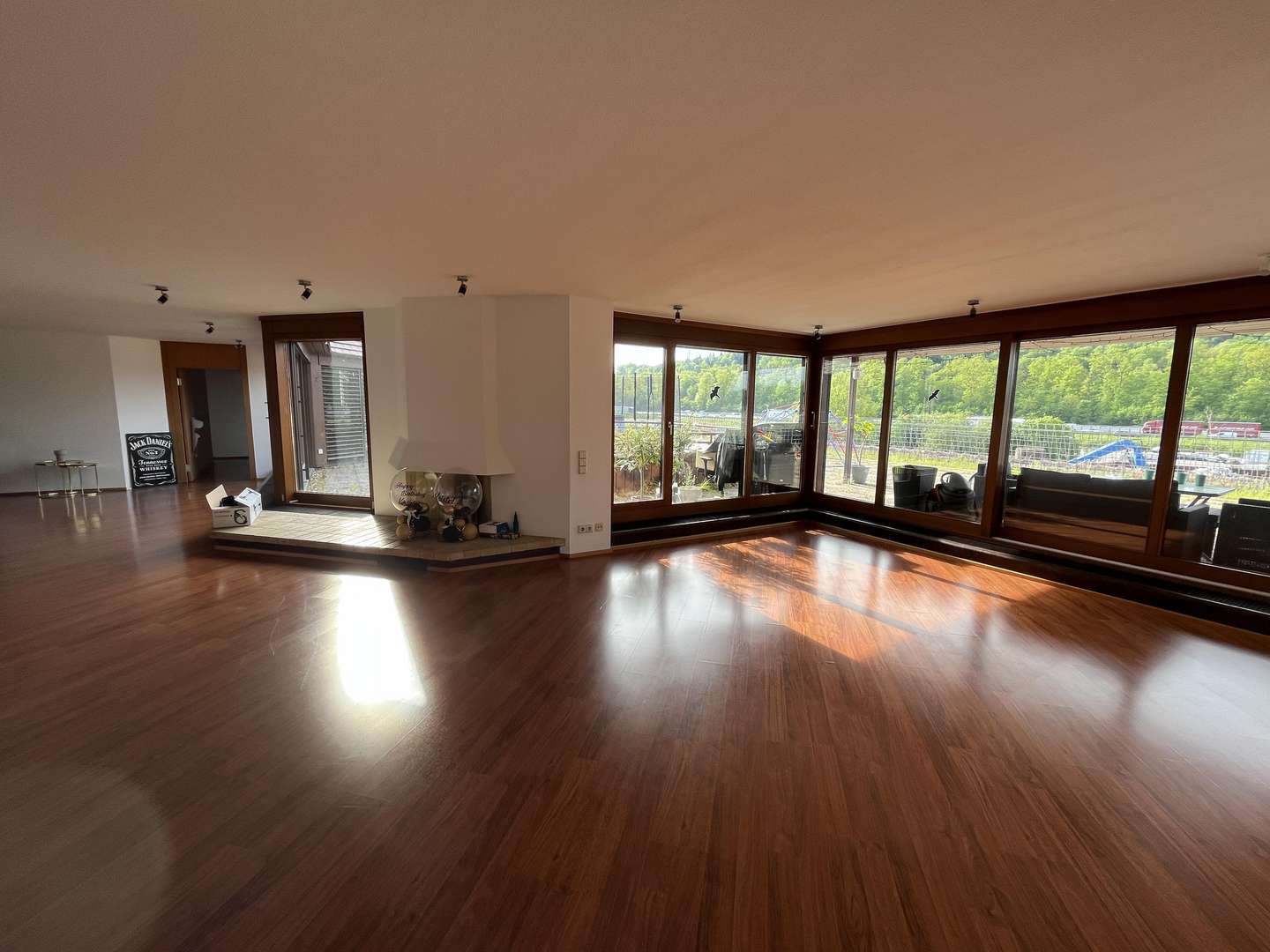 Wohnzimmer - Dachgeschosswohnung in 71065 Sindelfingen mit 202m² mieten