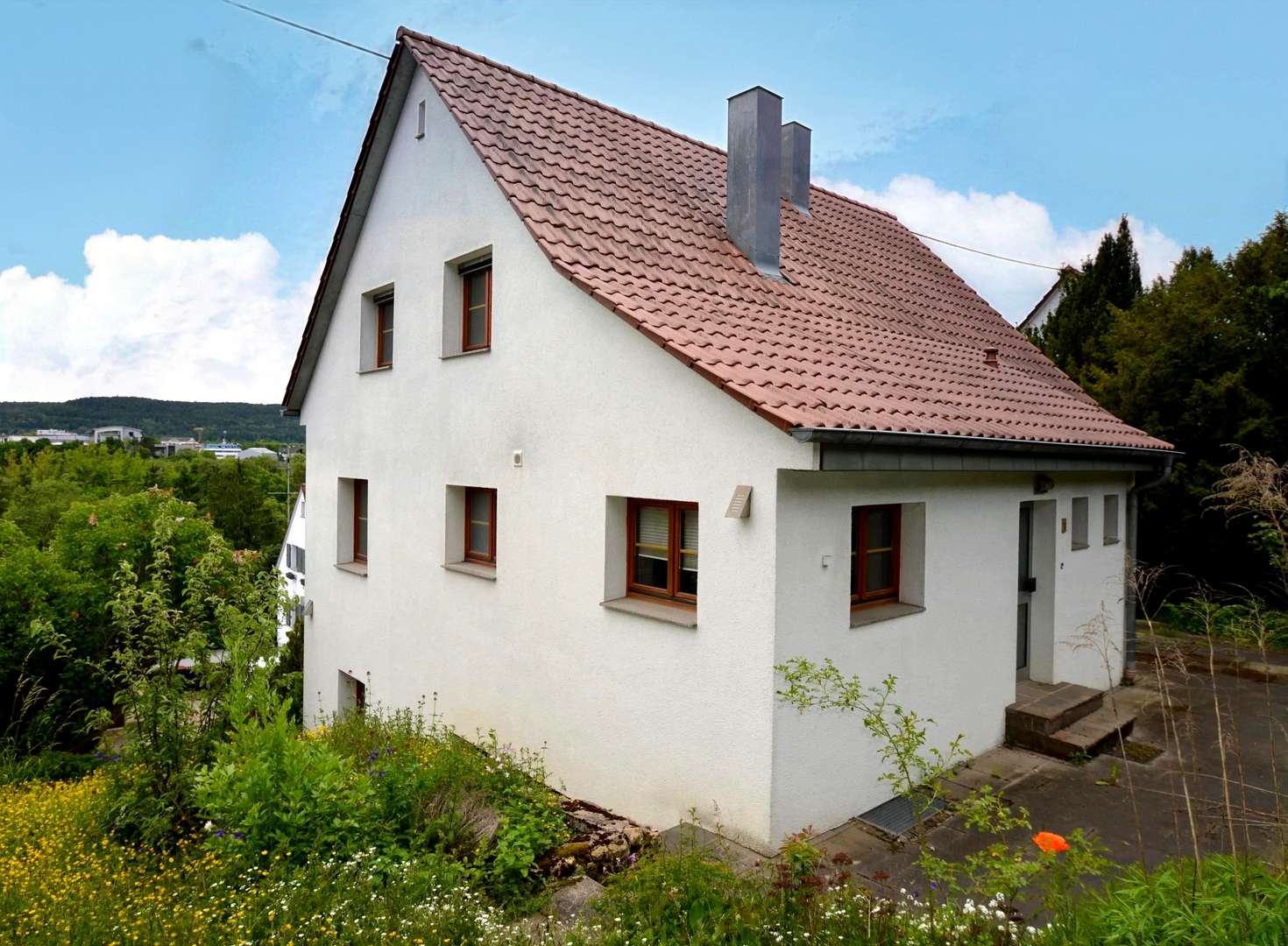 Ansicht Hauseingang - Einfamilienhaus in 71229 Leonberg mit 138m² kaufen