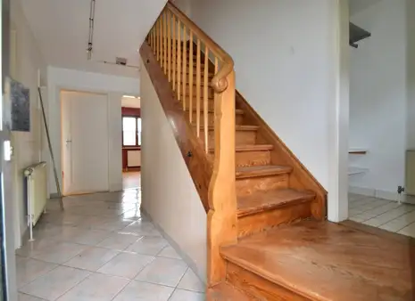 Freistehendes Einfamilienhaus mit traumhaftem Fernblick