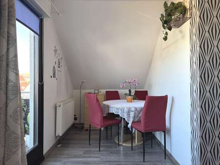 Essbereich Essbereich - Dachgeschosswohnung in 71106 Magstadt mit 60m² kaufen