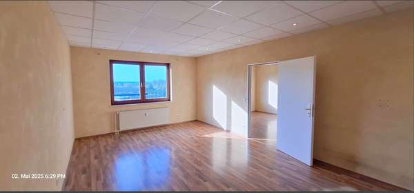 Raum 2 - Büro in 71263 Weil der Stadt mit 88m² mieten