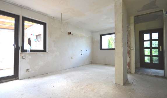Küche und Eingangsbereich Küche und Eingangsbereich - Doppelhaushälfte in 71277 Rutesheim mit 127m² kaufen