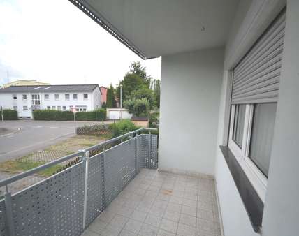 Balkon - Etagenwohnung in 71032 Böblingen mit 74m² kaufen