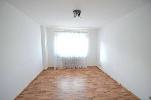 Zimmer - Etagenwohnung in 71032 Böblingen mit 74m² kaufen