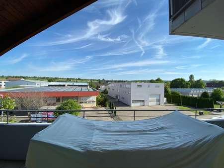 Balkon - Dachgeschosswohnung in 71155 Altdorf mit 84m² kaufen