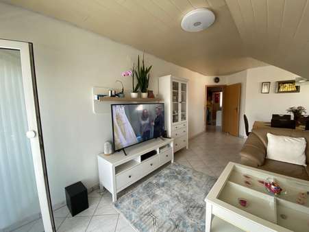 Wohn- und Essbereich - Dachgeschosswohnung in 71155 Altdorf mit 84m² kaufen