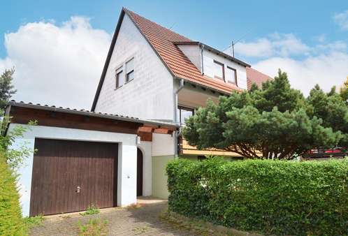 Außenansicht/Garage Außenansicht/Garage - Einfamilienhaus in 71277 Rutesheim mit 124m² kaufen