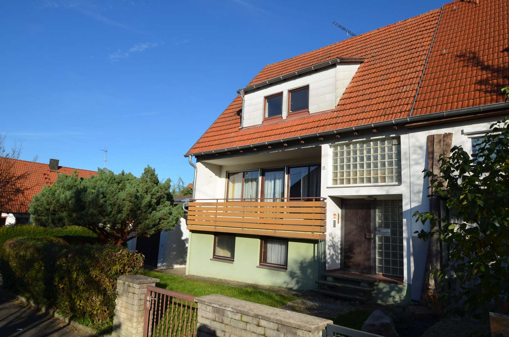 Haus-Eingangsbereich - Einfamilienhaus in 71277 Rutesheim mit 124m² kaufen