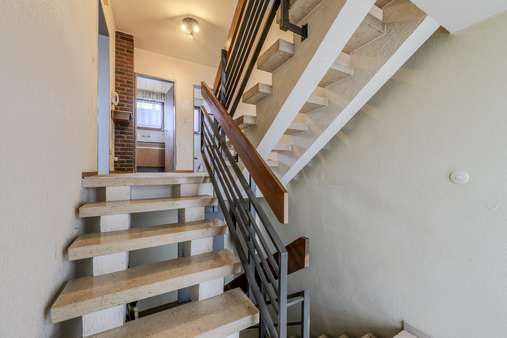 Treppenhaus - Einfamilienhaus in 71277 Rutesheim mit 124m² kaufen