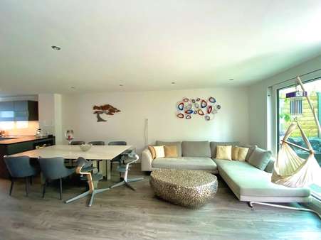 Wohn- und Essbereich Wohn- und Essbereich - Reihenmittelhaus in 71157 Hildrizhausen mit 151m² mieten