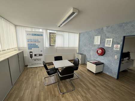 Büro Büro - Halle in 71139 Ehningen mit 740m² mieten