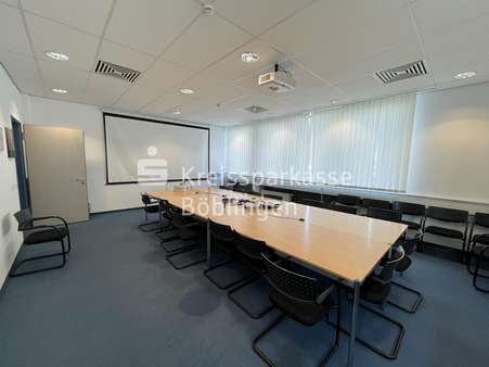 Besprechung/Schulung - Büro in 71088 Holzgerlingen mit 566m² mieten
