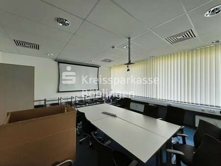 Schulungsraum/Meeting - Büro in 71088 Holzgerlingen mit 566m² mieten