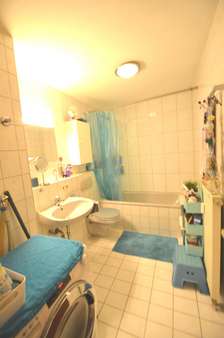 Bad - Erdgeschosswohnung in 71034 Böblingen mit 61m² kaufen
