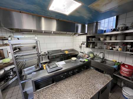 Küche aktuell - Gastronomie in 71032 Böblingen mit 190m² kaufen