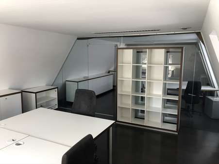 Büro Büro - Büro in 71032 Böblingen mit 66m² mieten