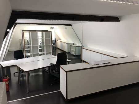 Büro Büro - Büro in 71032 Böblingen mit 66m² mieten