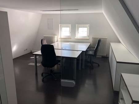 Büro Büro - Büro in 71032 Böblingen mit 66m² mieten