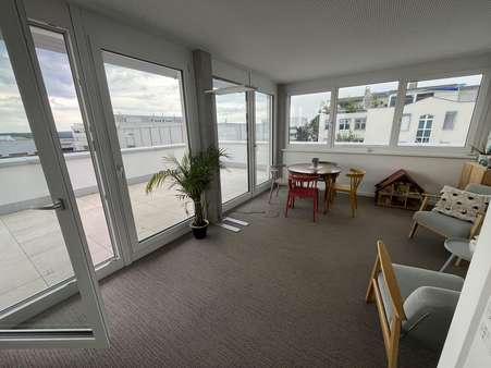 Büro mit Zugang Dachterrasse - Büro in 71101 Schönaich mit 84m² mieten
