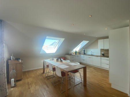 Küche und Essbereich Küche und Essbereich - Dachgeschosswohnung in 71116 Gärtringen mit 89m² kaufen