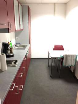 Teeküche Teeküche - Büro in 71063 Sindelfingen mit 2460m² mieten