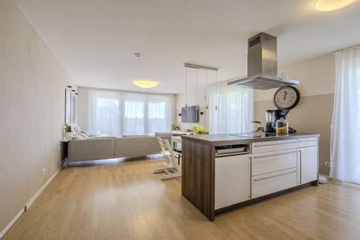 Küche mit Wohn/Essbereich Küche mit Wohn/Essbereich - Etagenwohnung in 71229 Leonberg mit 100m² kaufen