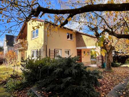 Ansicht Garten Straße Ansicht Garten Straße - Einfamilienhaus in 71083 Herrenberg mit 200m² kaufen