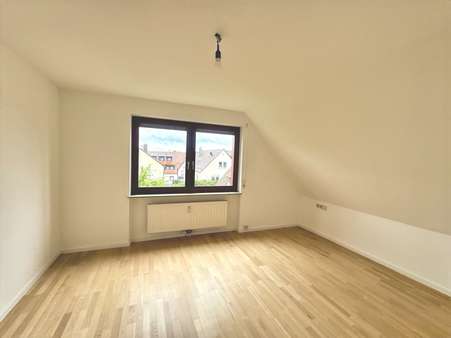 Schlafzimmer Schlafzimmer - Etagenwohnung in 71229 Leonberg mit 71m² kaufen