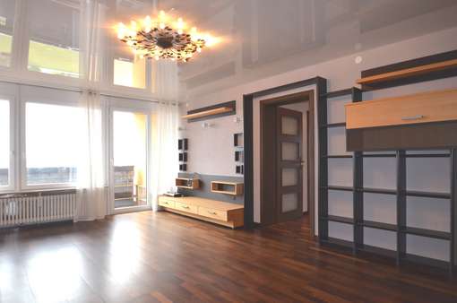 Wohn-Esszimmer - Etagenwohnung in 71069 Sindelfingen mit 100m² kaufen