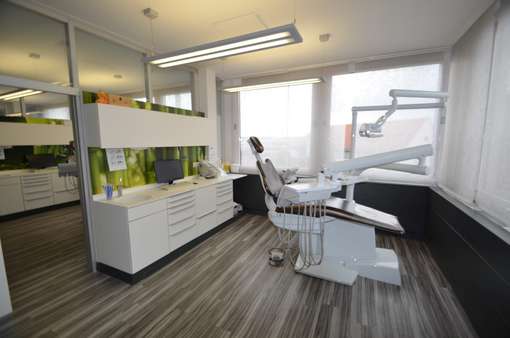 Büro - Büro in 71083 Herrenberg mit 215m² günstig mieten