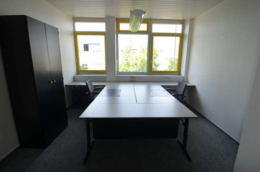 Büro - möbiliert - Büro in 71116 Gärtringen mit 800m² günstig mieten