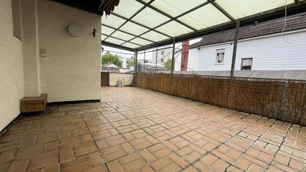 null - Mehrfamilienhaus in 70806 Kornwestheim mit 227m² kaufen