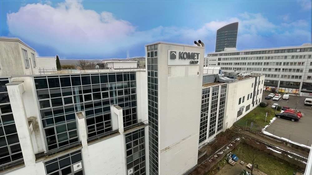 null - Büro in 70565 Stuttgart mit 4168m² kaufen